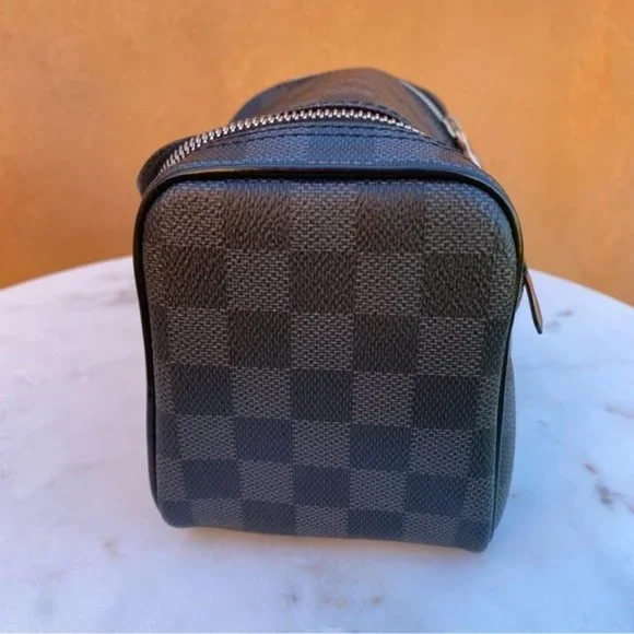 SOLD Louis Vuitton Damier Graphite Toiletry Zipper Pouch - Picture 7 of 15